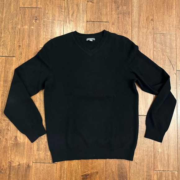 Apt. 9 Other - Apt 9 Black Cashmere V-Neck Sweater Sz M